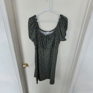 Green Floral Puff Sleeve Dress